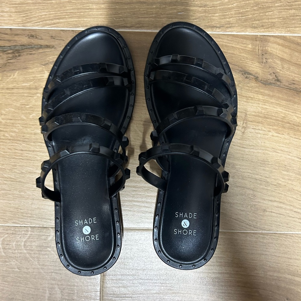 Woman’s sandals